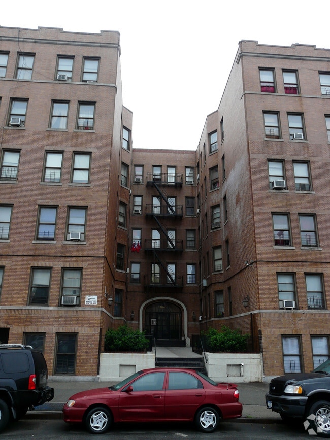 2894 Grand Concourse, The Bronx, NY 10458 Apartments The
