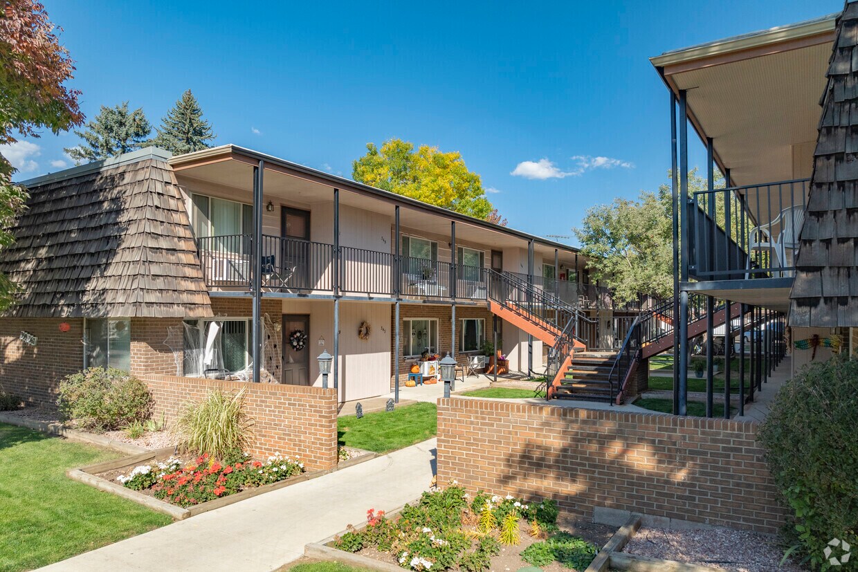 Foto principal - 10th Street Square Apartments