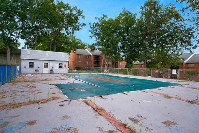 Piscina - 2 Louisburg Sq