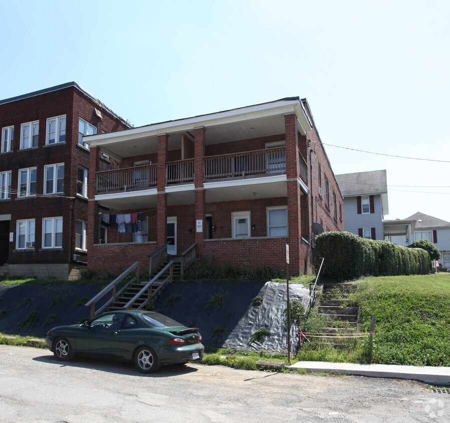 101 Grove Ave, Clarksburg, WV 26301 Apartments in Clarksburg, WV