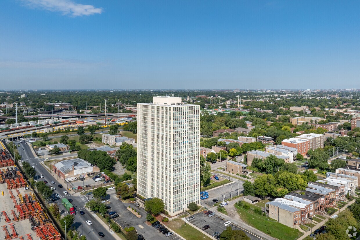 Foto principal - Southland Village