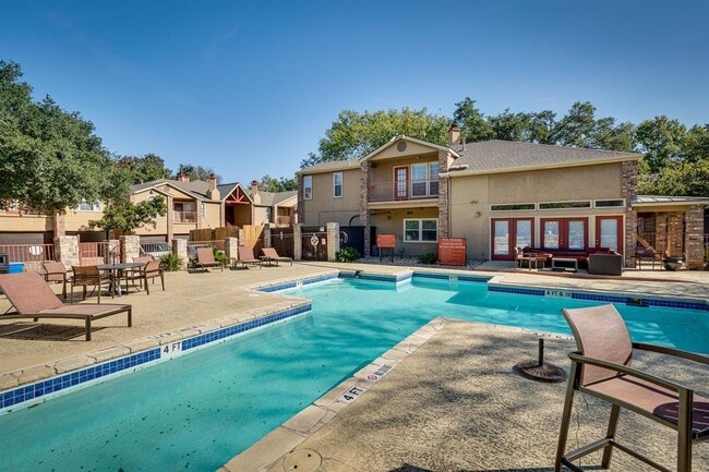 Building Photo - 6804 N Capital of Texas Hwy