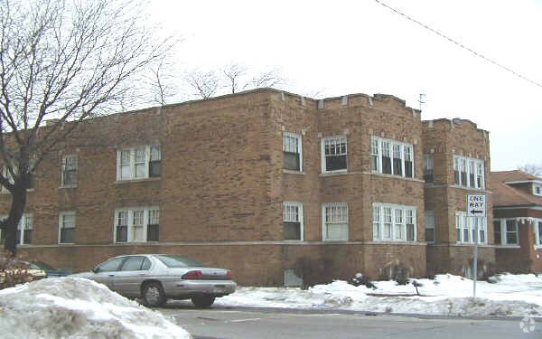 Primary Photo - 7754-7756 S Throop St