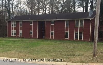 Primary Photo - 105 Howell Way
