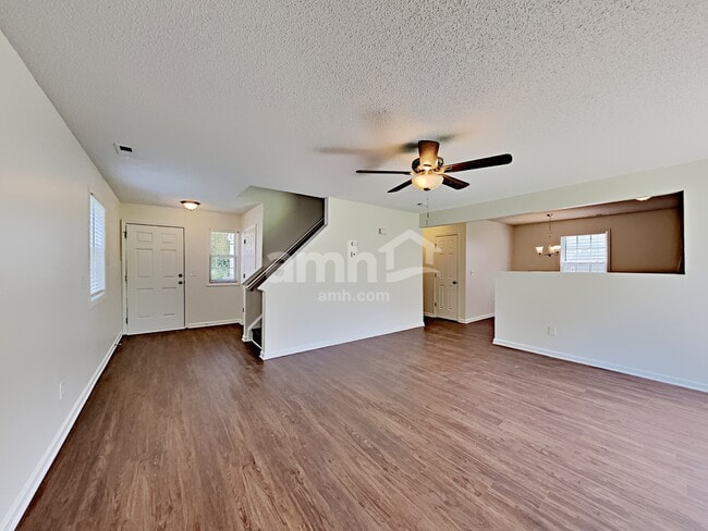 Building Photo - 4917 Mocha Ln