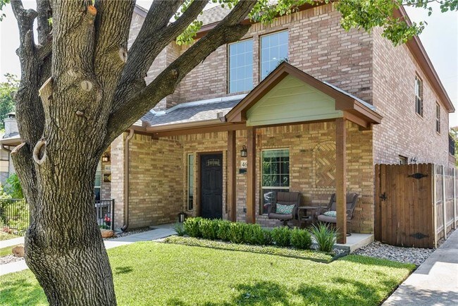 Building Photo - 4615 El Campo Ave