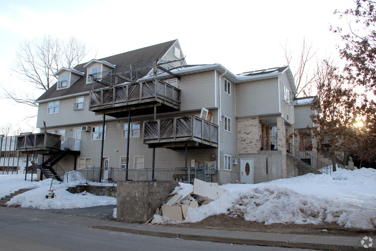Building Photo - 1 Stropkov Ct