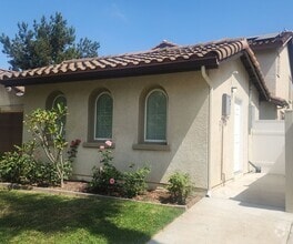 Building Photo - 1011 Cesar Chavez Dr