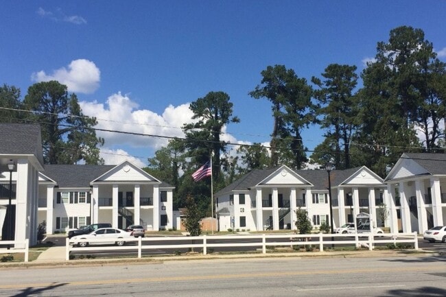 Building Photo - Baytree Villas