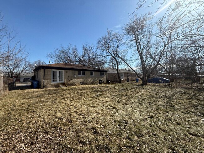 Foto del edificio - 4052 Burton St