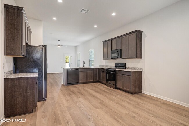 Foto del edificio - 305 Wakely Ct