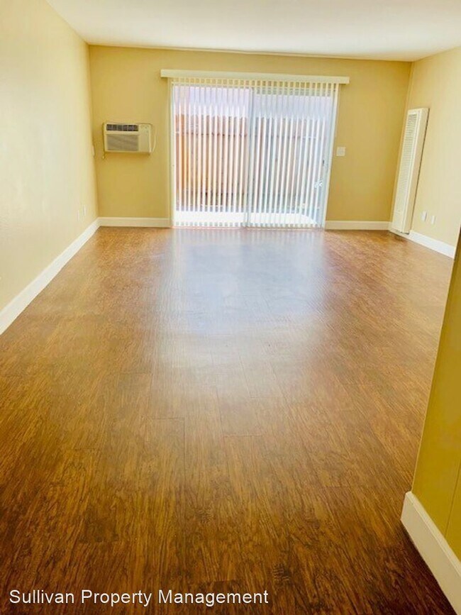 Foto del edificio - 345 N Batavia St