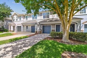 Building Photo - 5831 Parkstone Crossing Dr