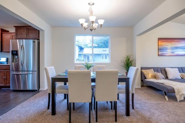 Building Photo - 5 bedroom in Shoreline WA 98133