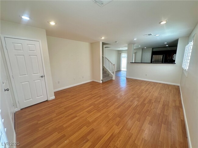 Building Photo - 9983 Alder Springs Ct