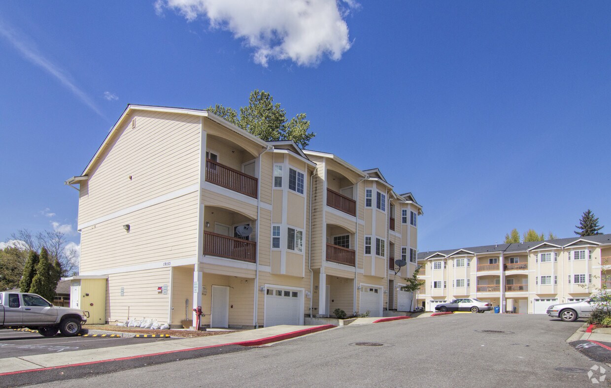 Foto del edificio - Heart of Renton! Amazing 4 bed, 3.5 bath R...
