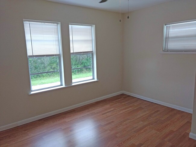 Foto del edificio - 6403 County Rd 17