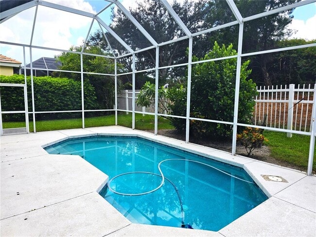 Building Photo - 8427 Sailing Loop