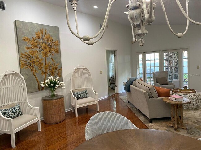 Building Photo - 3112 W San Carlos St