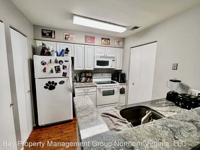 Building Photo - 1 br, 1 bath House - 11114 BEAVER TRAIL COURT