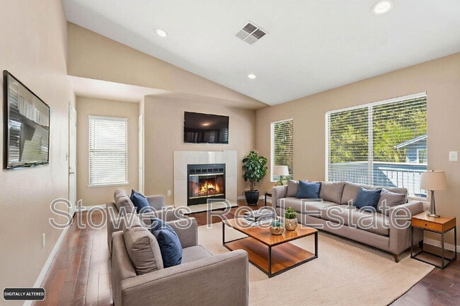 Building Photo - 7102 Cross Creek Cir