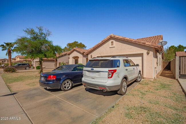 Foto del edificio - 8572 W Palo Verde Ave