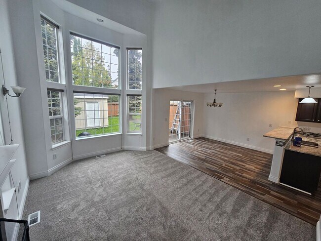 Foto del edificio - 3 Bed 2.5 Bath single family home near JBER