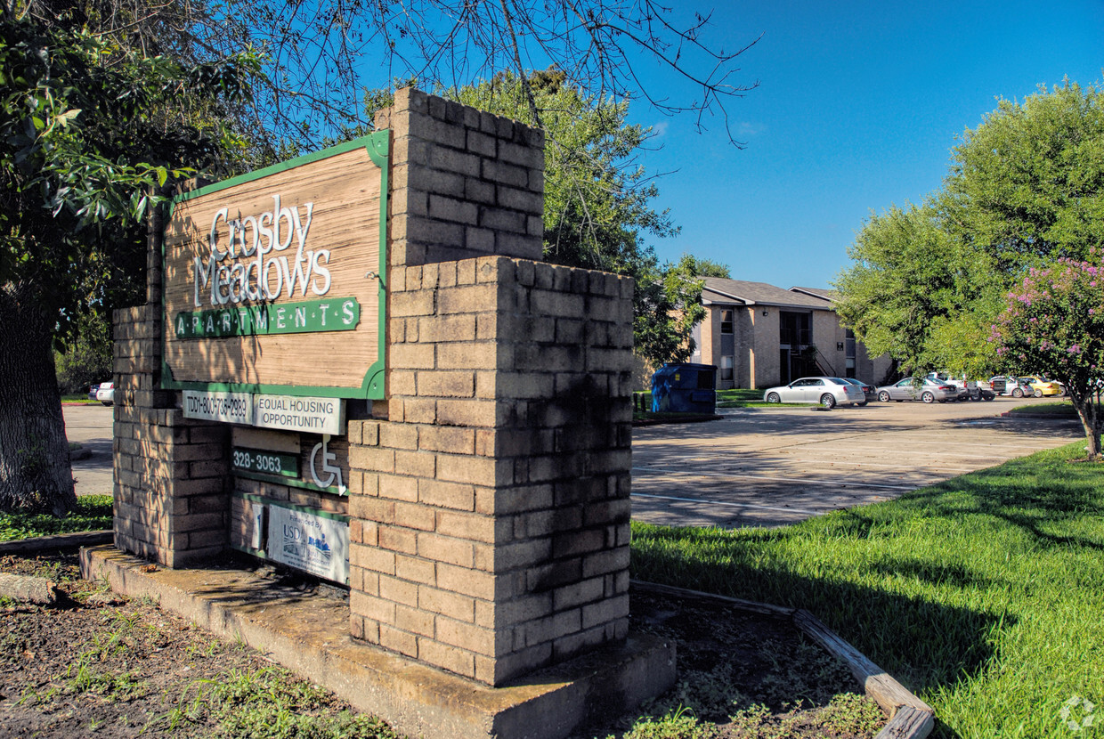 Foto del edificio - Crosby Meadows Apartments