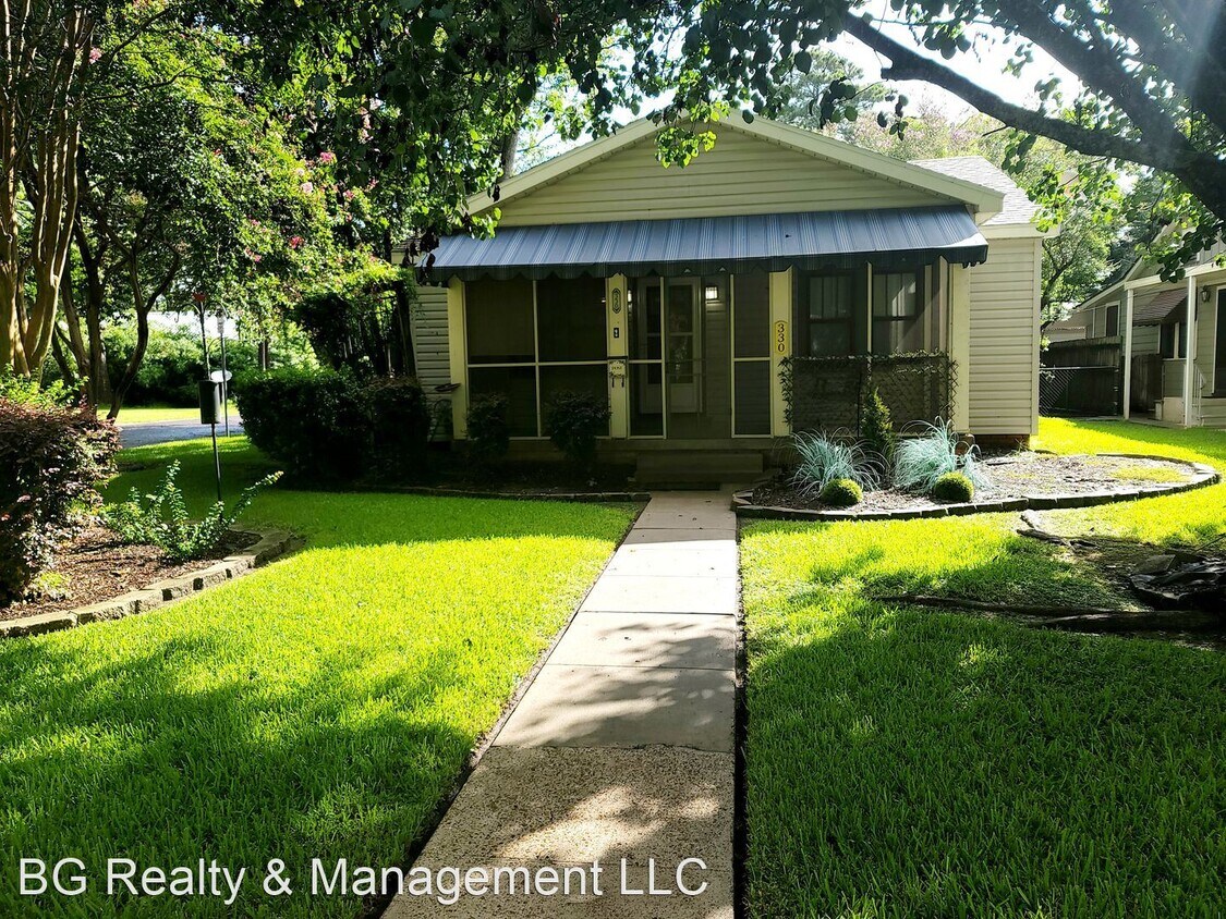 2 br, 2 bath House 330 St Joseph House Rental in Lafayette, LA