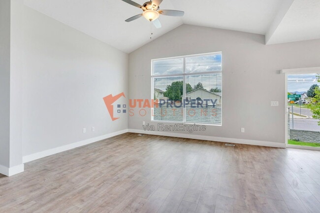 Foto del edificio - 7632 S Waverly Hls Ln