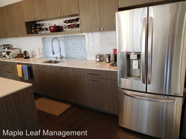 Foto del edificio - 3 br, 2.5 bath House - 1927 N. 140th St