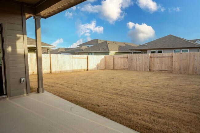 Building Photo - 2838 Dell Hollow Dr
