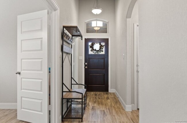 Building Photo - 10606 Briceway Ace