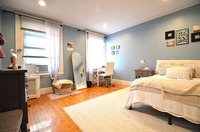 Foto del edificio - 1793 Beacon St