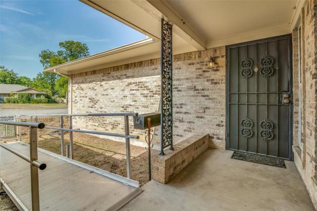 Foto del edificio - 3 bedroom in Dallas TX 75218