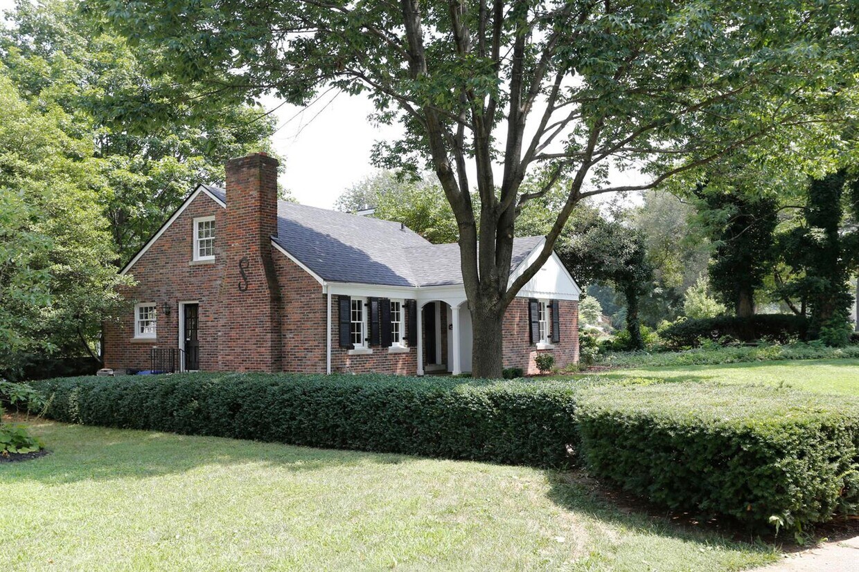 Primary Photo - 373 Cochran Rd