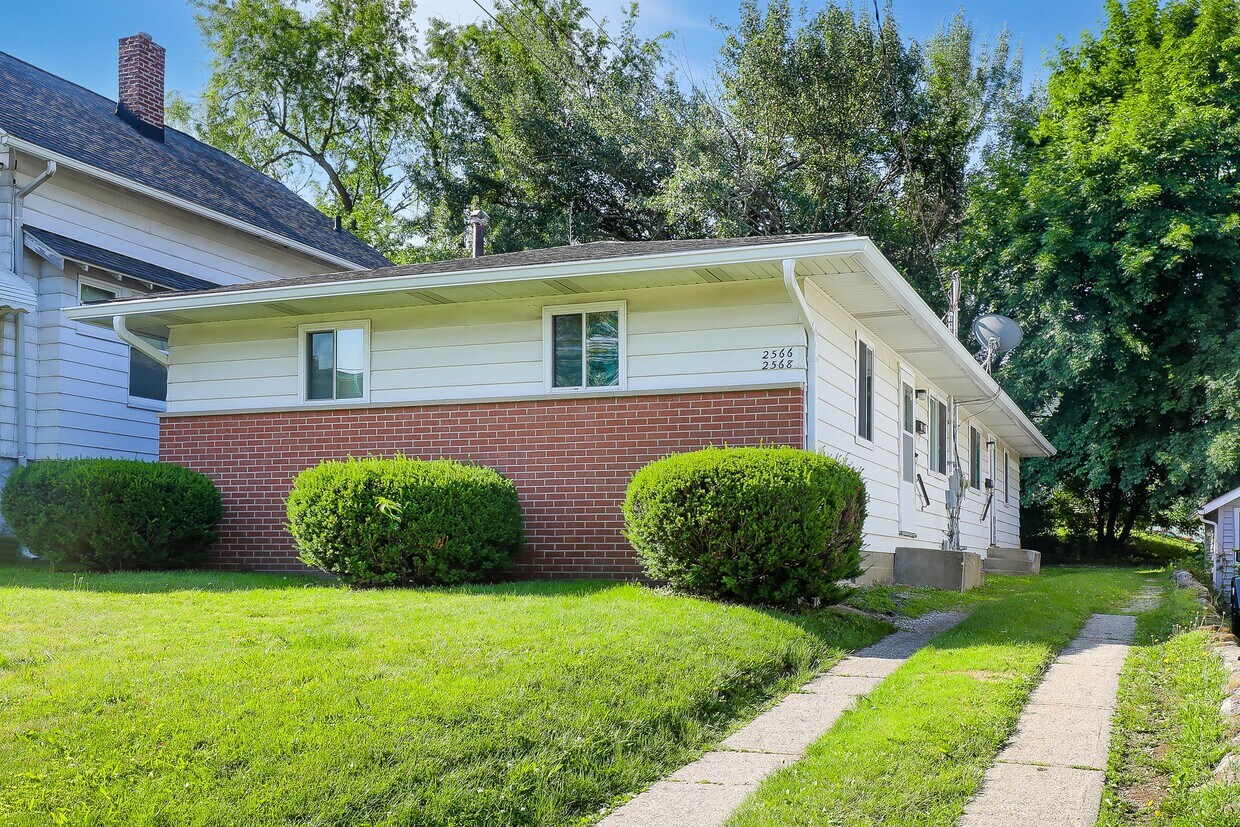 2568 Albrecht Ave, Akron, OH 44312 House Rental in Akron, OH