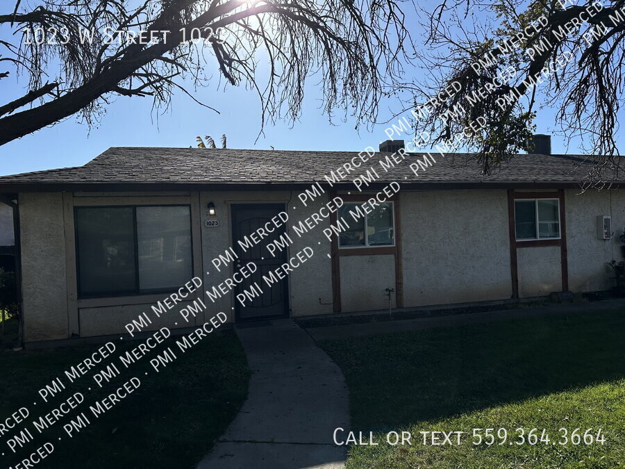 Primary Photo - "Charming 3-Bed Oasis with 2 Full Baths in...