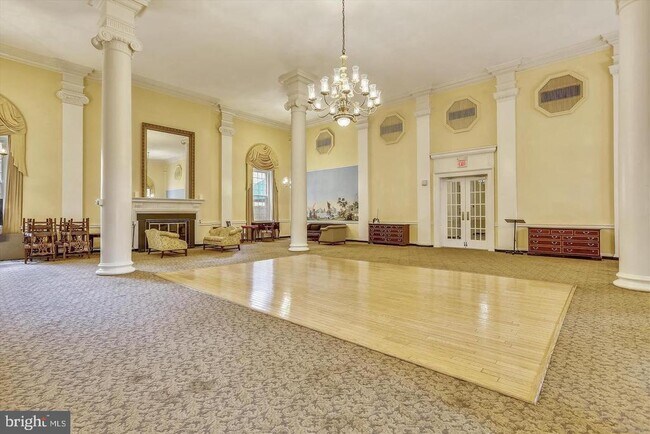 Building Photo - 3670 38th St NW