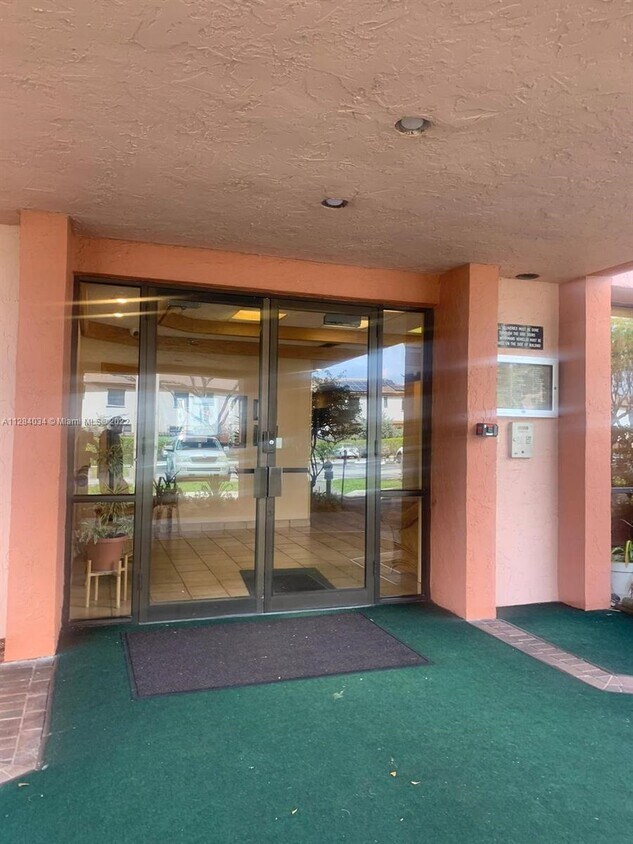 20850 San Simeon Way Unit 2035, Miami, FL 33179 Condo for Rent in