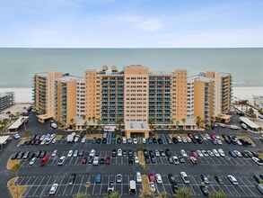 Building Photo - 880 Mandalay Ave