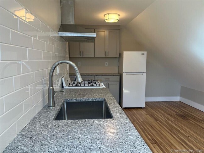 Foto del edificio - 95 Fern St