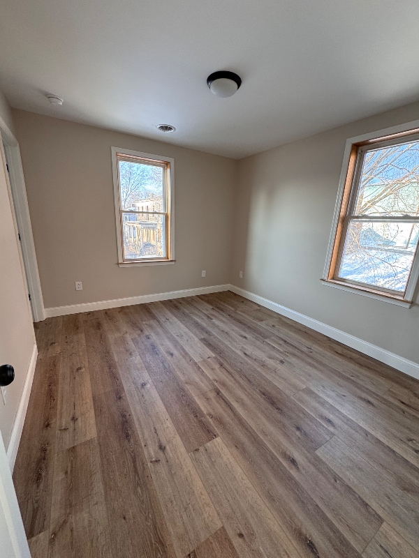 Building Photo - 213 W Court St