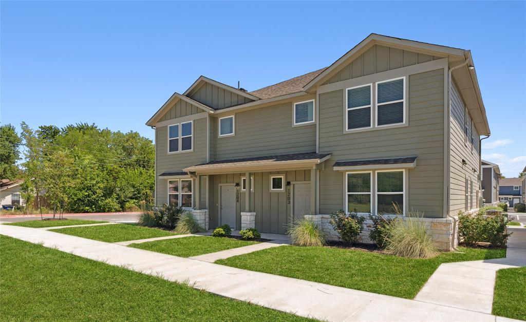 Foto principal - 520 Powell Dr