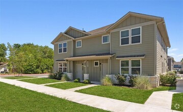 Building Photo - 520 Powell Dr