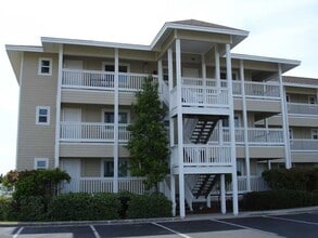 Building Photo - 650 Cedar Point Blvd