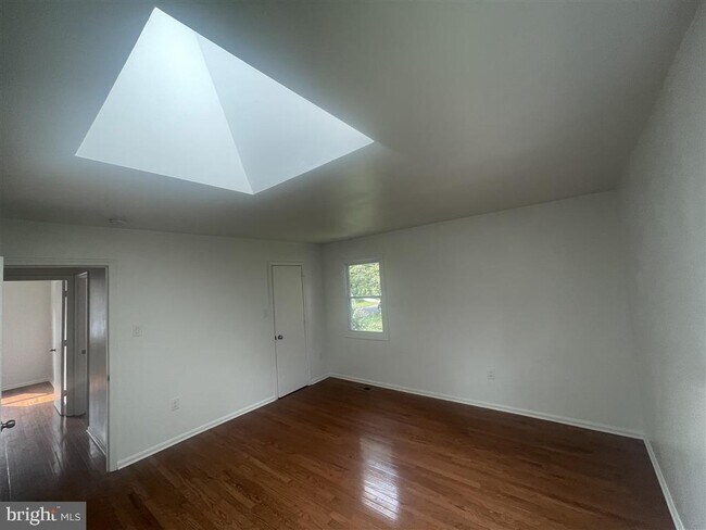 Foto del edificio - 13414 Queens Ln