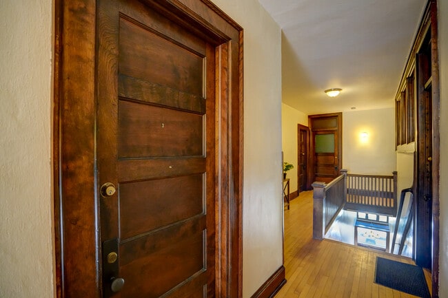 Foto del edificio - 1253 Williamson St