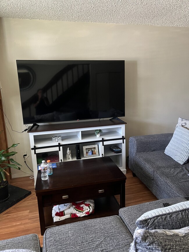 Foto del edificio - 17157 E Whitaker Dr
