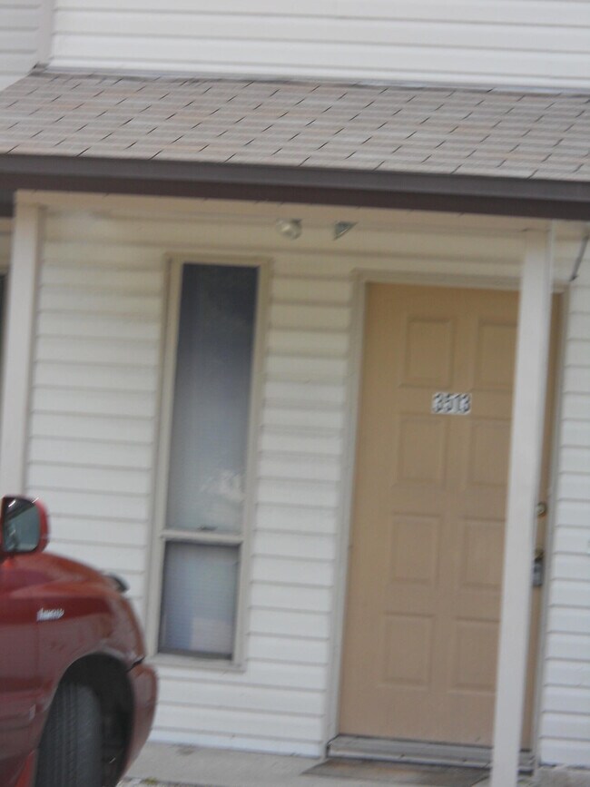 Building Photo - 3513 Tree Ridge Ln NE